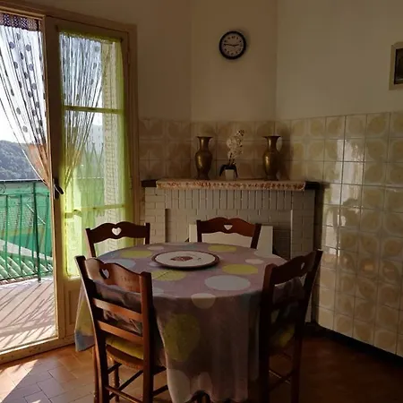 Maison Entre Mer Et Montagne *